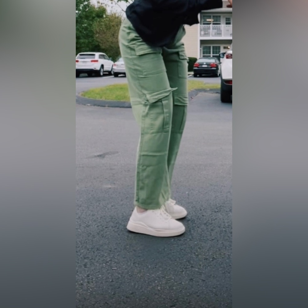 Jeans - Picture 3 of 3